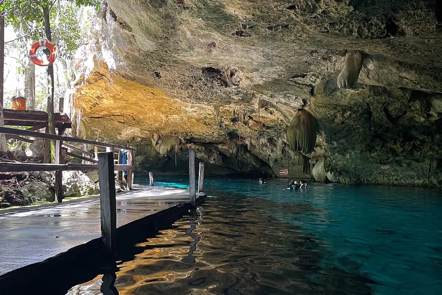 Cenote Dos Ojos Snorkeling Tour