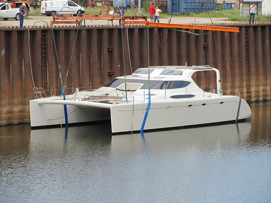 Sailing & Catamarans